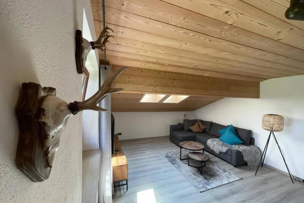 Gemuetliche Ferienwohnung Im Dg Am Tegernsee - Bergblick, Ruhe & Ganz Viel Platz Bad Wiessee Ngoại thất bức ảnh